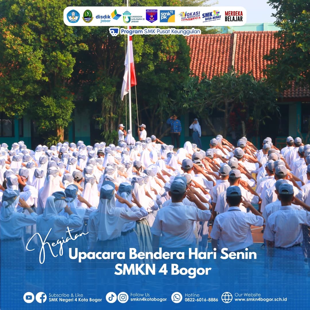 Upacara Bendera di Lapangan SMK Negeri 4 Bogor