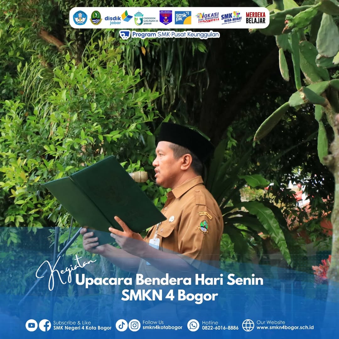 Upacara Bendera di SMKN 4 Bogor